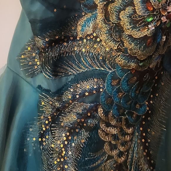 Party/prom/Christmas dress - Picture 12 of 12